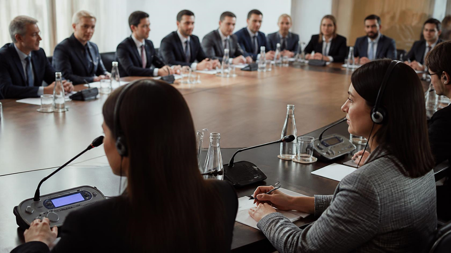 Tischmikrofone-Meeting